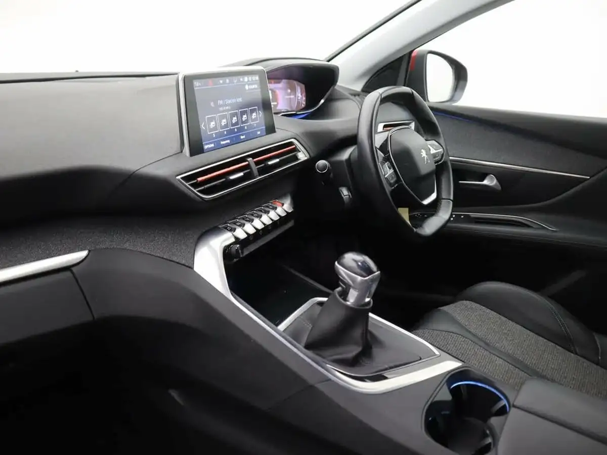 2019-peugeot-3008-suv-15-bluehdi-allure-big-9