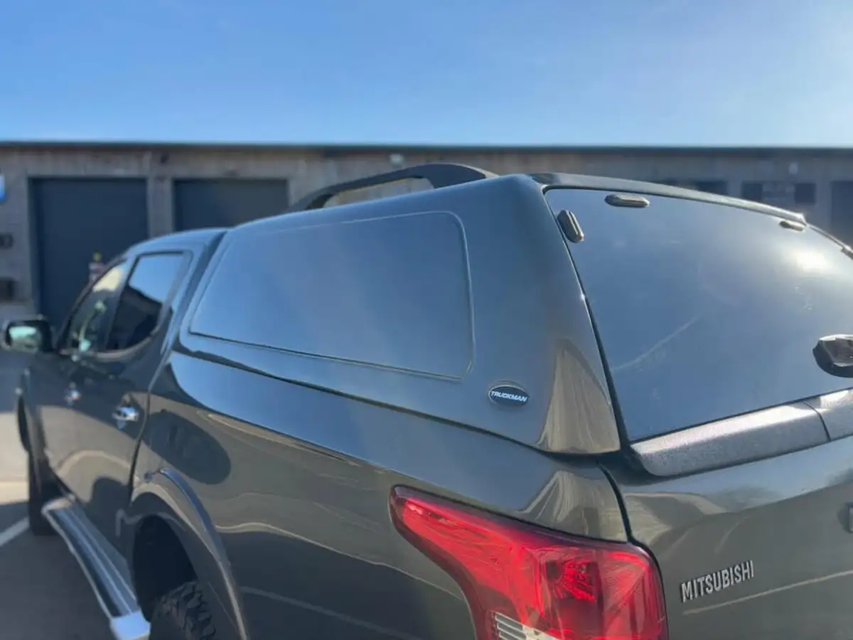 2018-mitsubishi-l200-24di-d-warrior-eu6-big-9