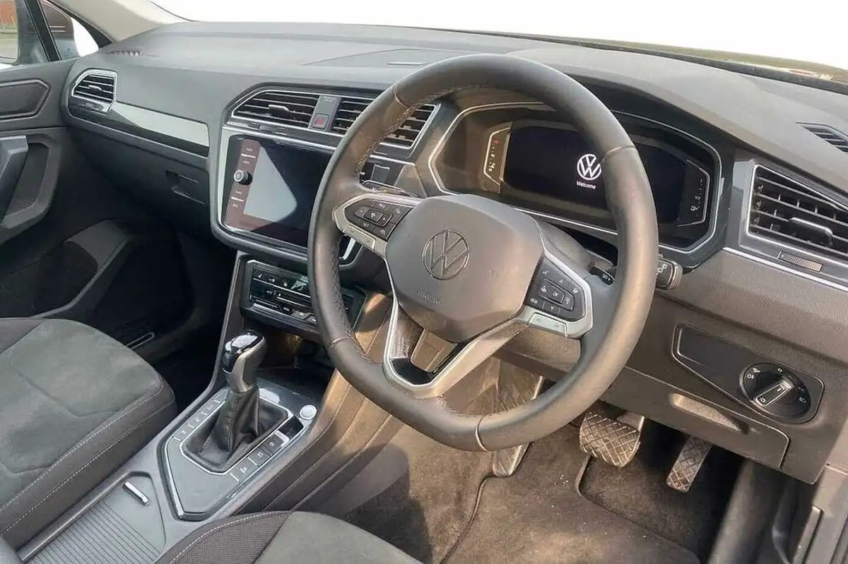 2021-volkswagen-tiguan-15-tsi-elegance-big-5
