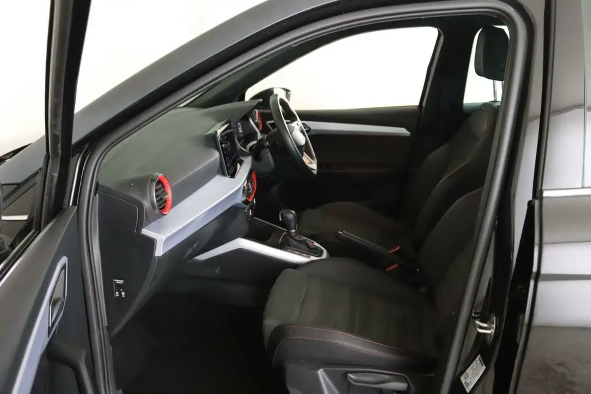 2023-seat-arona-10-tsi-fr-sport-dsg-big-10