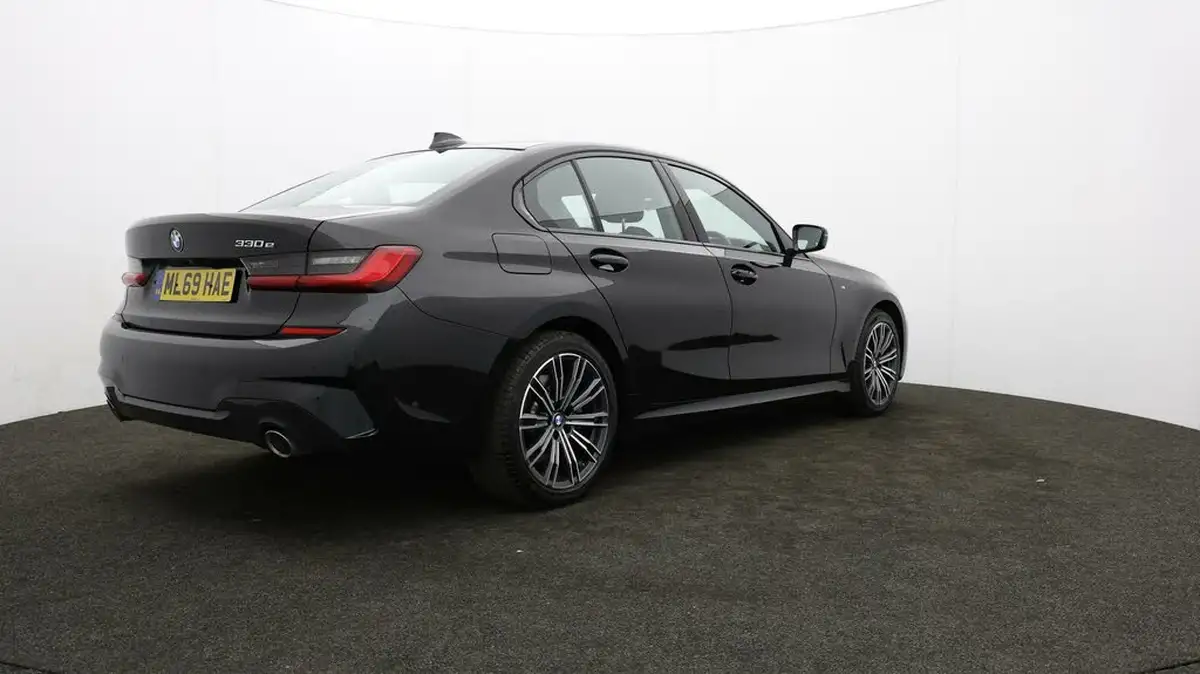 2019-bmw-3-series-20-330e-m-sport-plus-pack-big-76