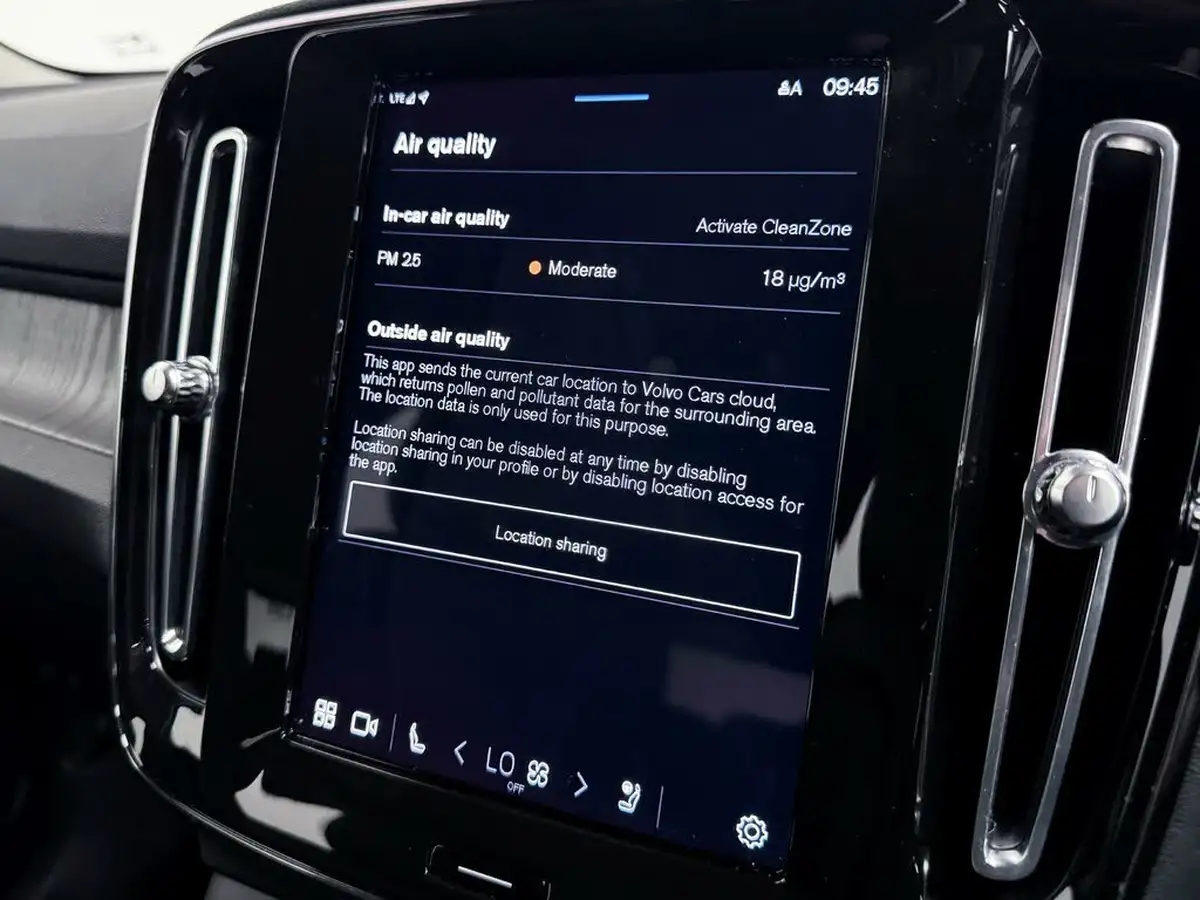 2023-volvo-xc40-20-b3-plus-big-41