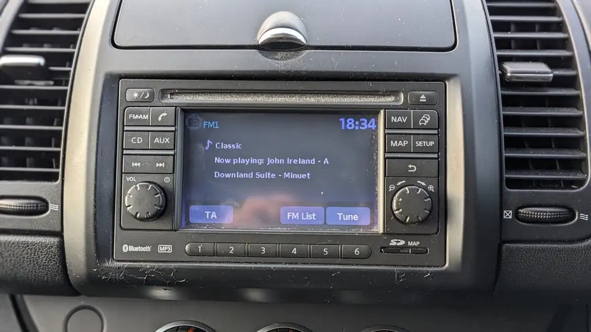 2009-nissan-note-16-tekna-auto-big-19