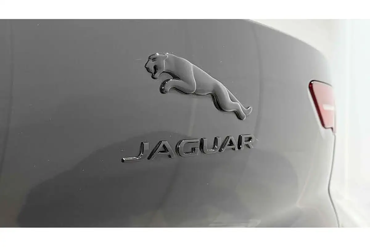 2024-jaguar-i-pace-ev400-r-dynamic-hse-black-big-9