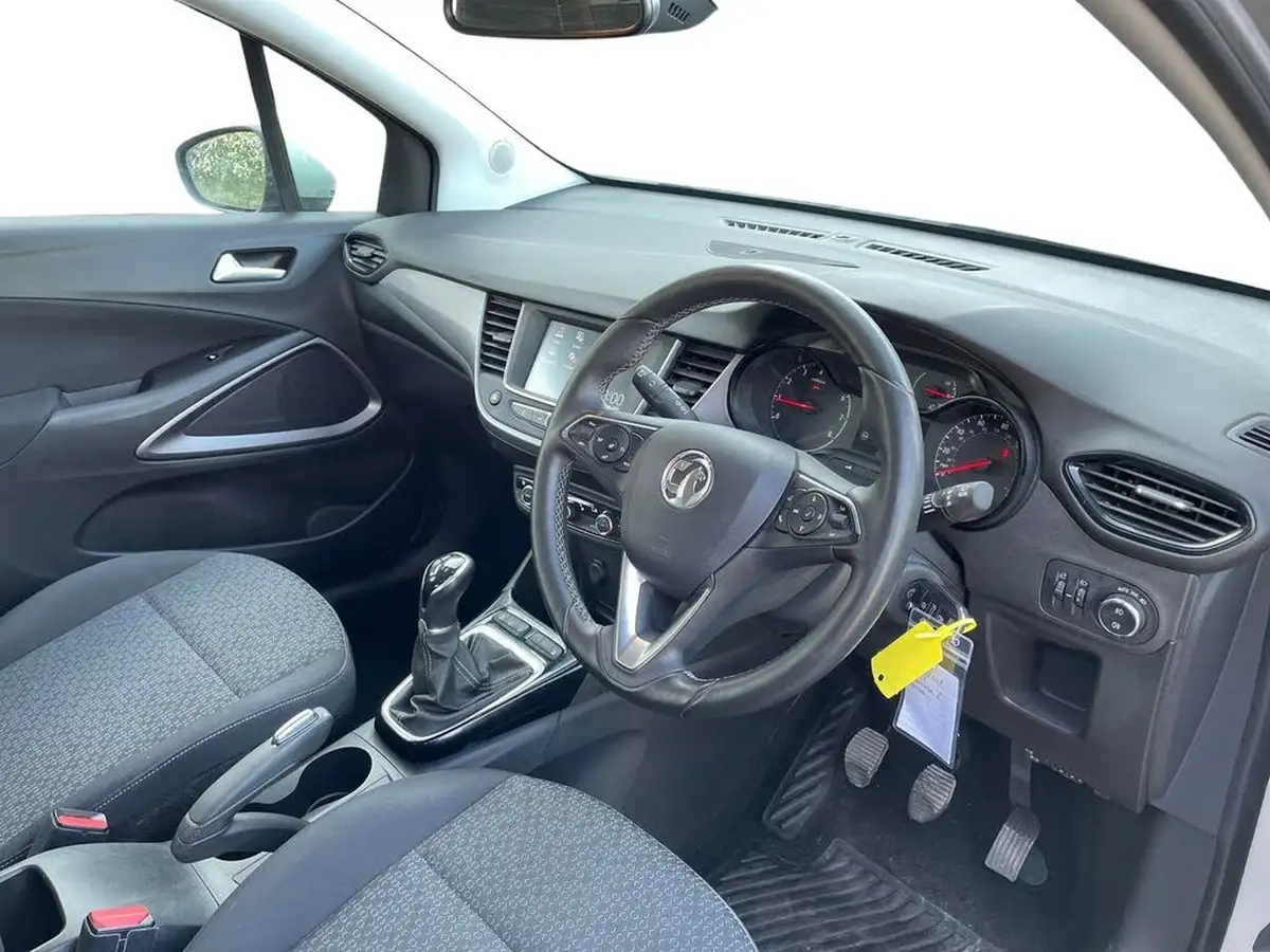 2019-vauxhall-crossland-x-12-se-83ps-big-4