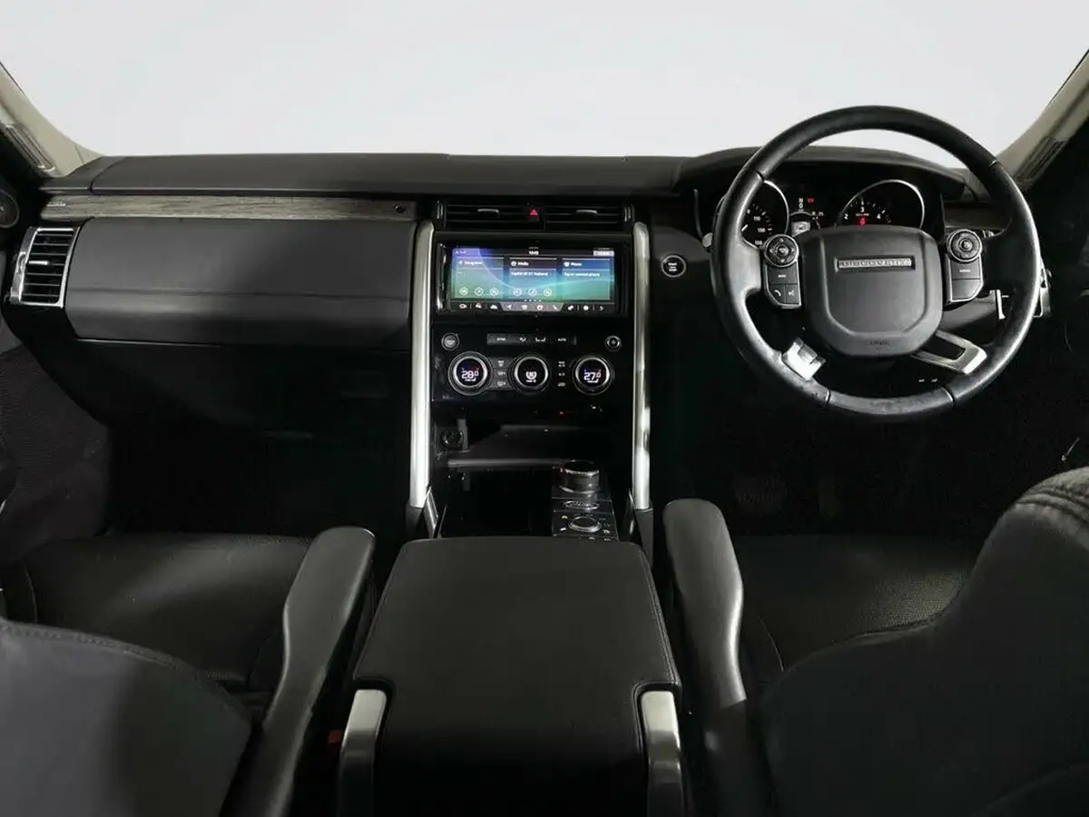 2017-land-rover-discovery-20sd4-hse-240ps-awd-station-wagon-5d-auto-big-2