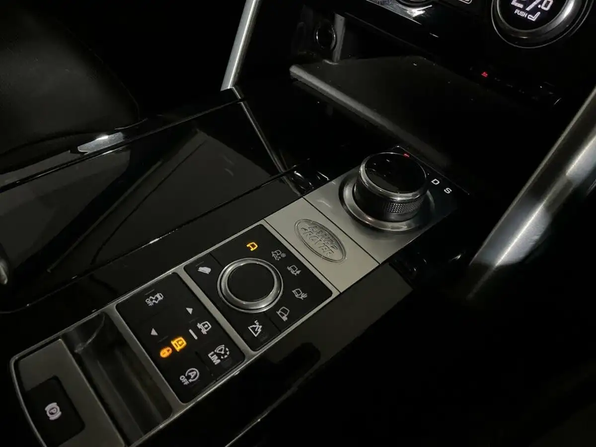 2017-land-rover-discovery-20sd4-hse-240ps-awd-station-wagon-5d-auto-big-26