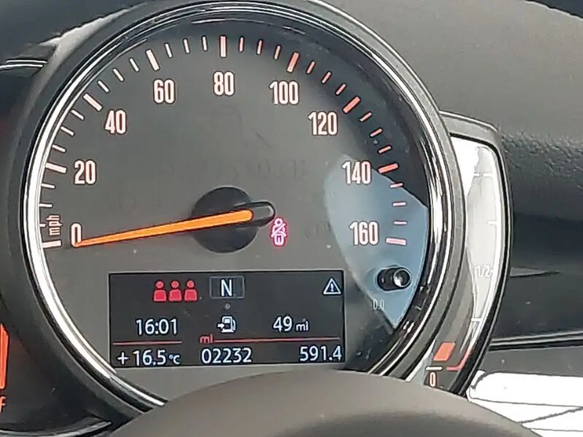 2022-mini-cooper-15-one-classic-5d-big-8