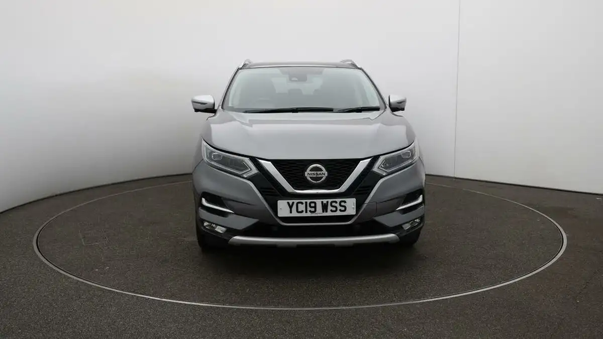 2019-nissan-qashqai-13-dig-t-n-motion-140ps-big-2