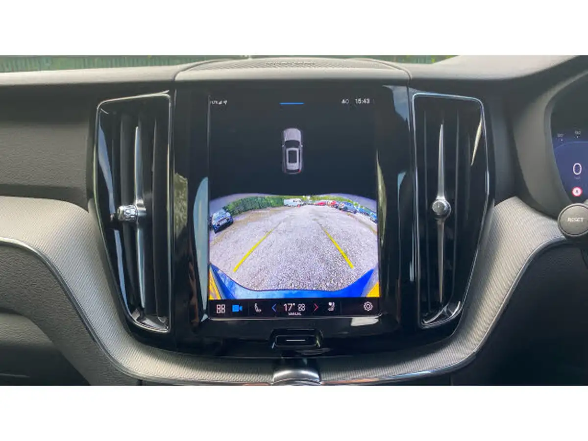 2023-volvo-xc60-20td-b4-plus-big-28
