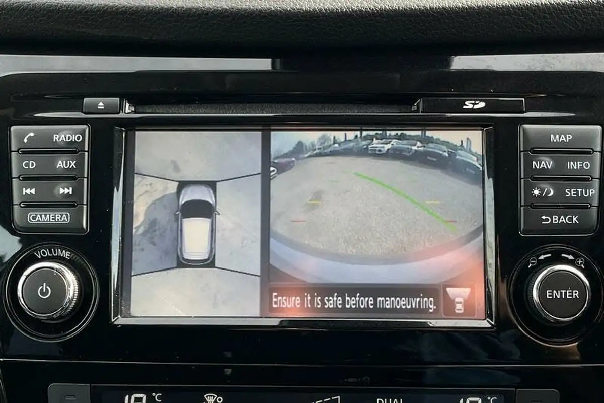 2016-nissan-qashqai-15dci-n-connecta-big-28