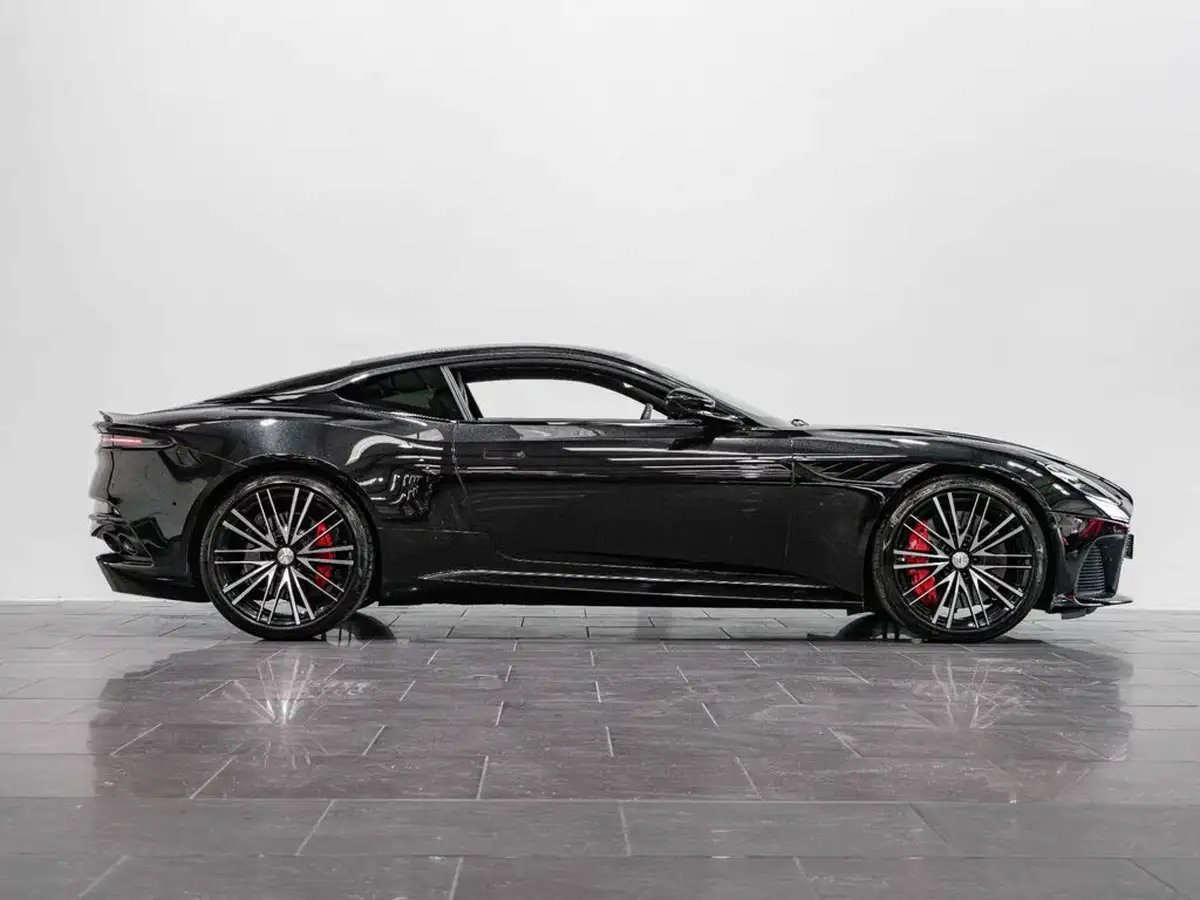2020-aston-martin-dbs-52-v12-superleggera-big-5