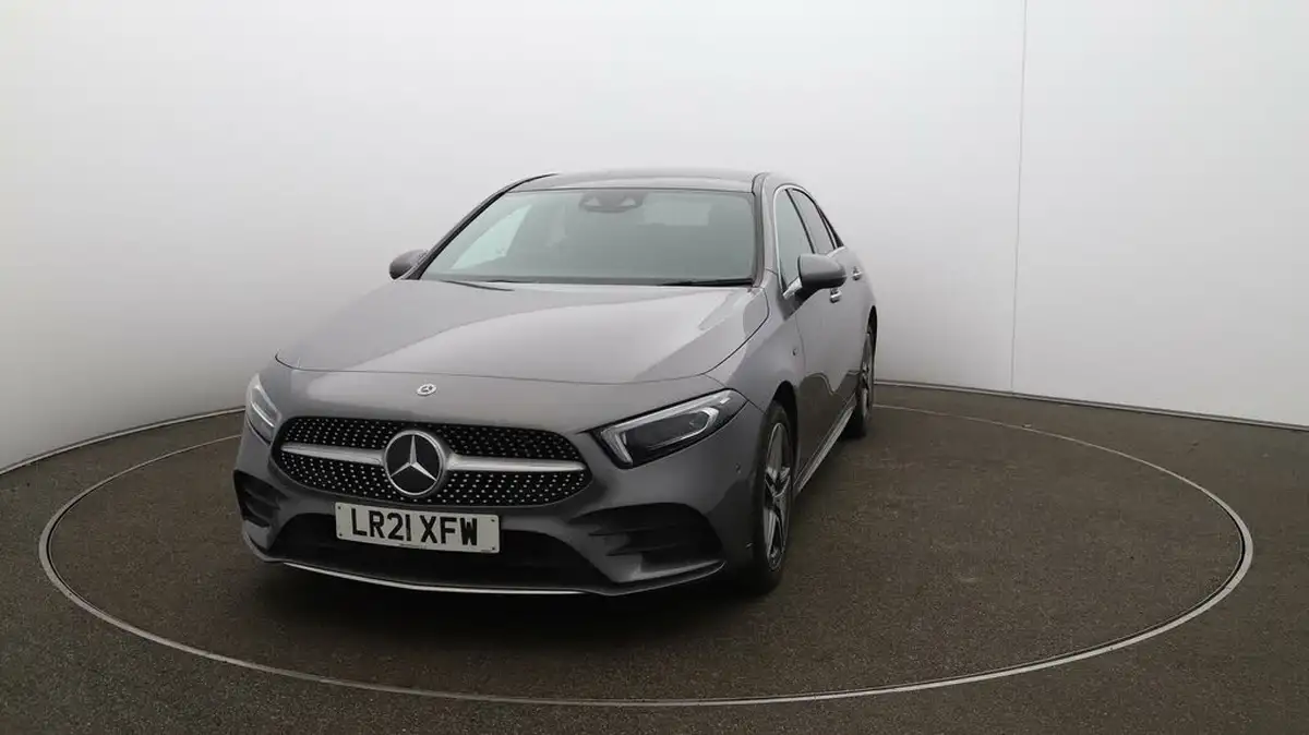 2021-mercedes-benz-a-class-13-a250e-amg-line-premium-plus-saloon-4d-big-31