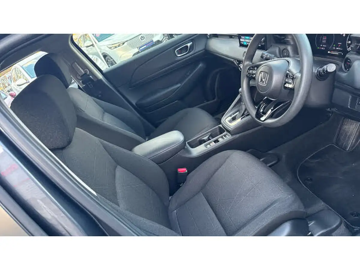 2023-honda-hr-v-15-i-mmd-elegance-big-25