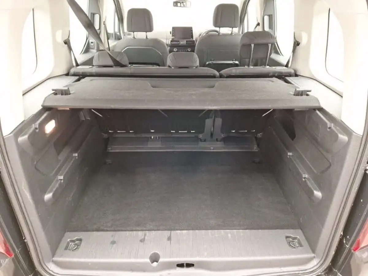 2019-citroen-berlingo-15bluehdi-flair-m-size-130ps-eat8-big-7