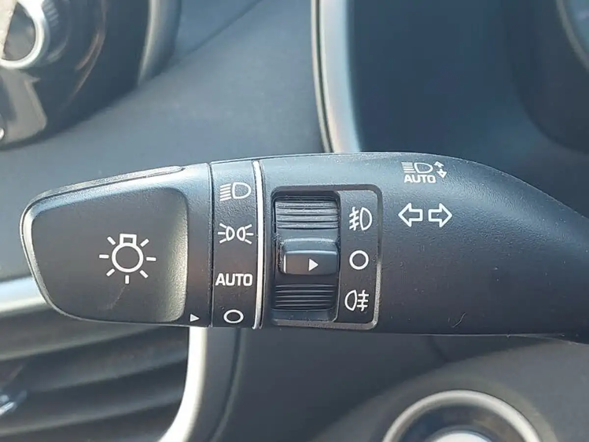 2019-hyundai-tucson-16crdi-premium-136ps-48-volt-hybrid-dct-big-16