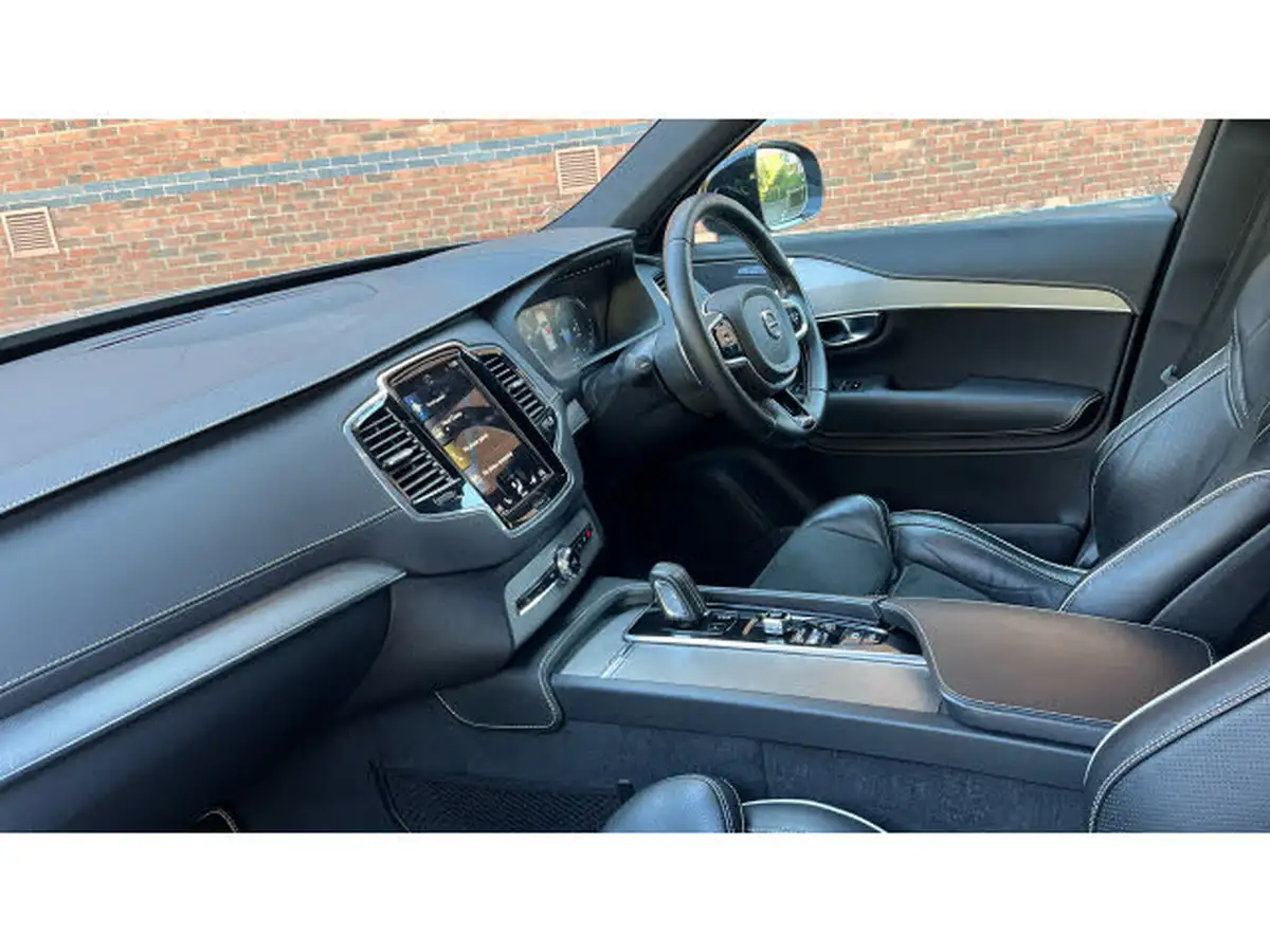 2019-volvo-xc90-20-t8-r-design-390bhp-big-3