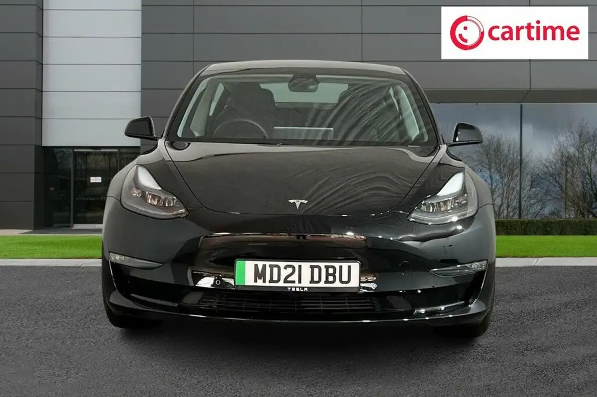 2021-tesla-model-3-e-performance-4x4-big-3