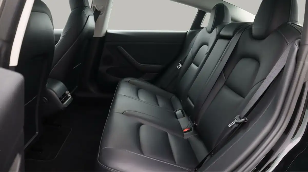 2021-tesla-model-3-e-long-range-awd-big-16
