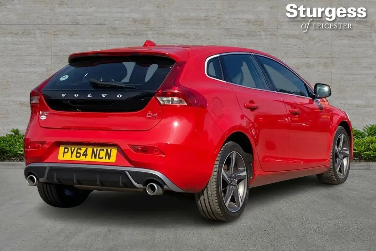 2014-volvo-v40-20td-d4-r-design-190bhp-1969cc-big-4