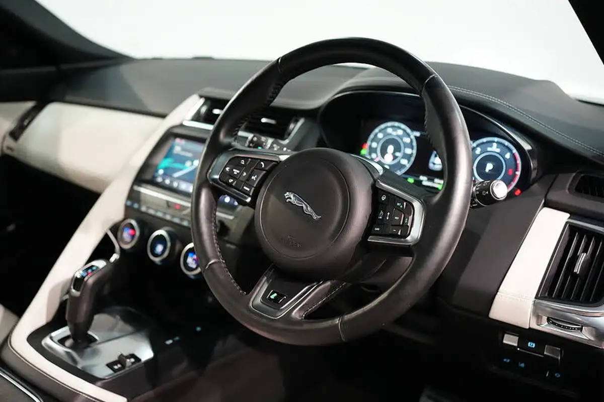 2018-jaguar-e-pace-20-i4d-r-dynamic-hse-180ps-big-45
