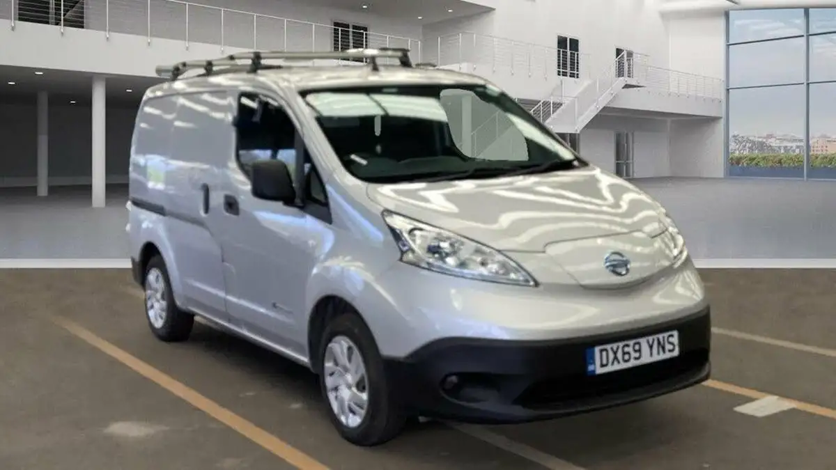 2019-nissan-env200-e-acenta-panel-van-auto-big-0