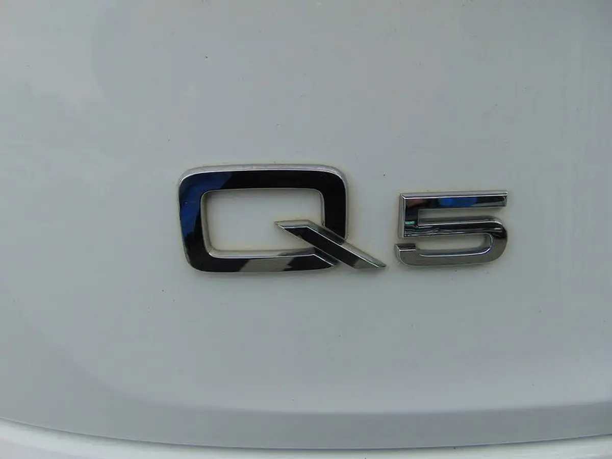 2017-audi-q5-20-tdi-quattro-sport-big-44