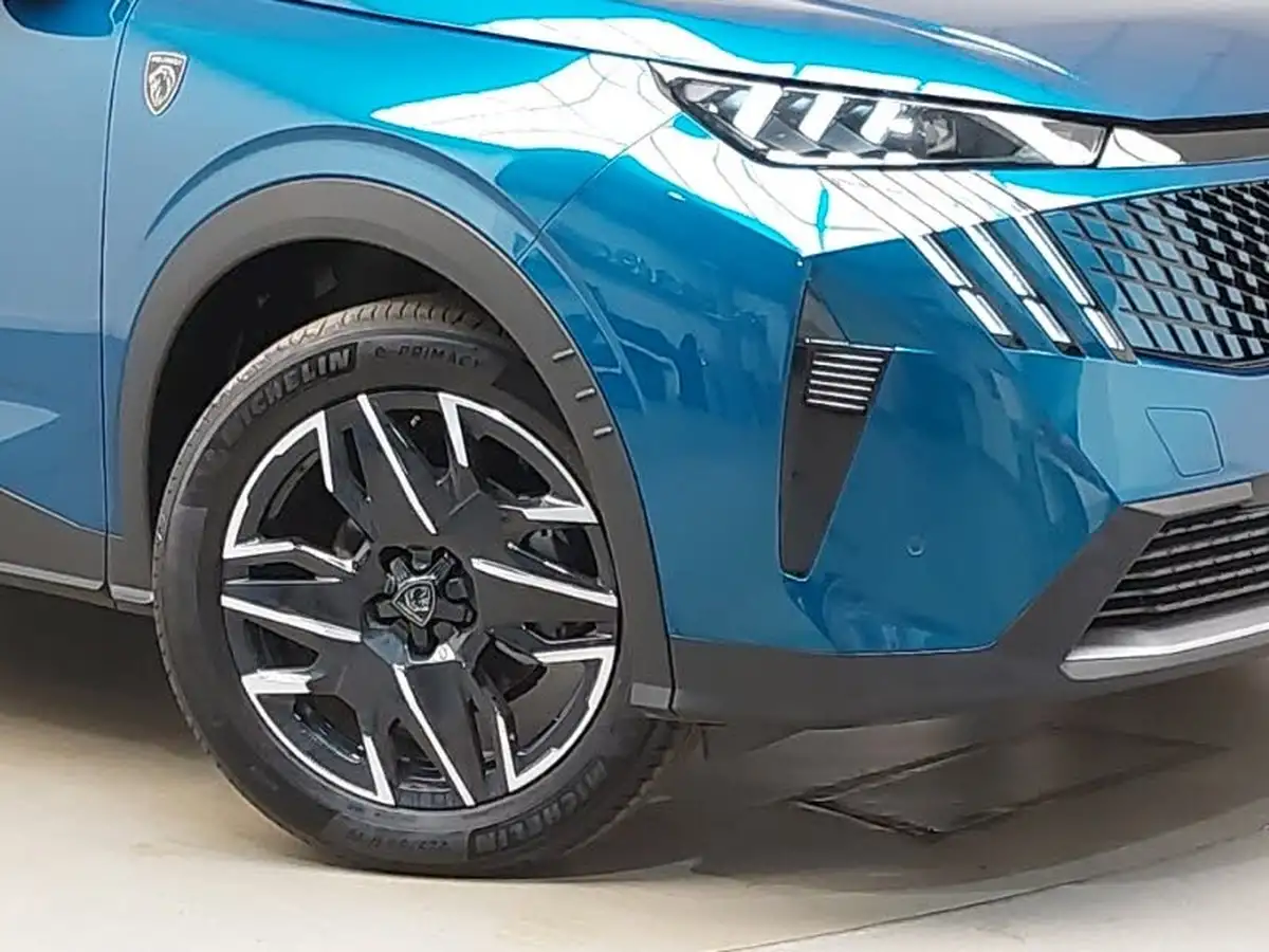 2024-peugeot-3008-suv-12-puretech-gt-136ps-hybrid-e-dsc6-big-8