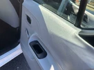 2014-toyota-yaris-small-24