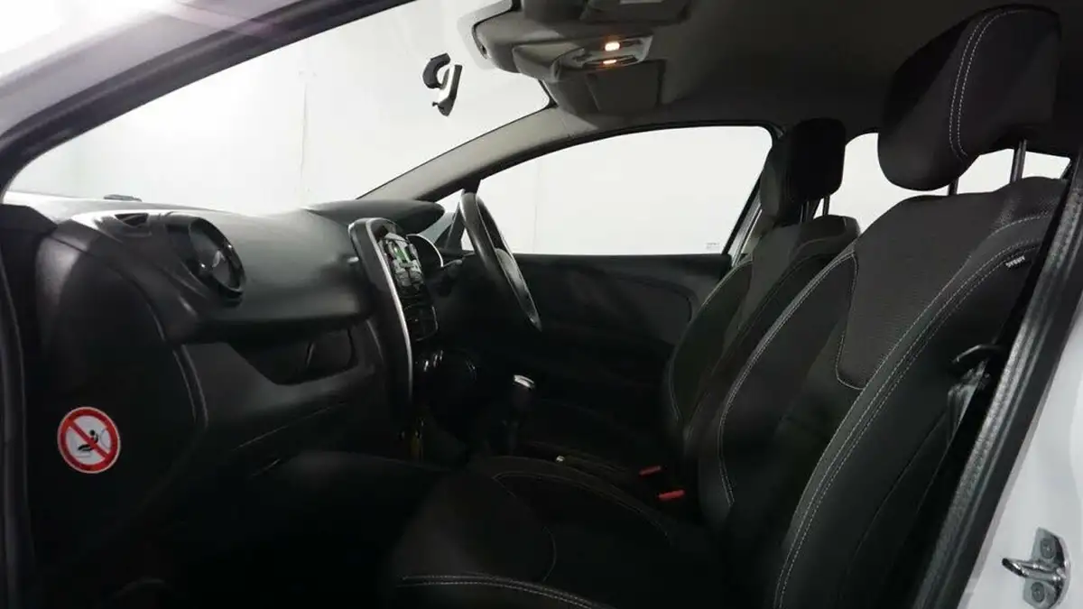 2018-renault-clio-09-tce-play-90ps-big-10