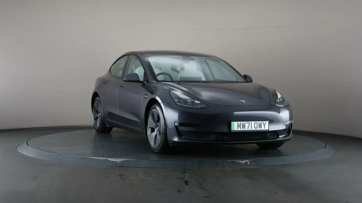2021-tesla-model-3-e-long-range-awd-big-43