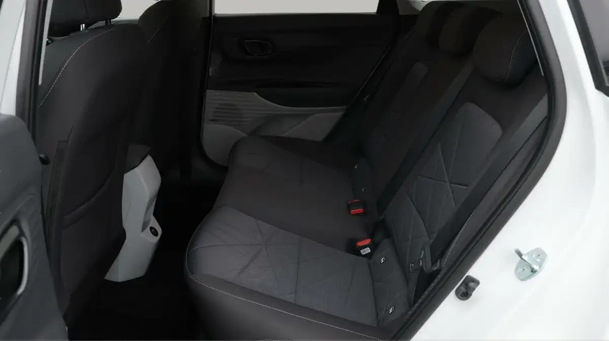 2024-hyundai-bayon-10-t-gdi-ultimate-100ps-48-volt-mhev-dct-big-16