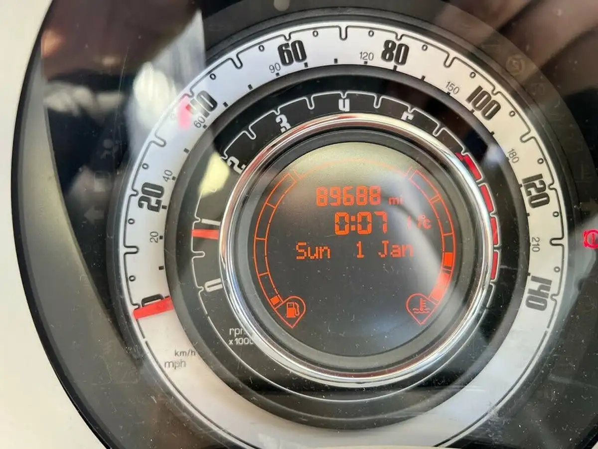 2013-fiat-500-12-lounge-big-12