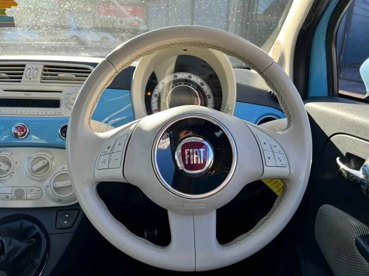 2013-fiat-500-12-lounge-big-8