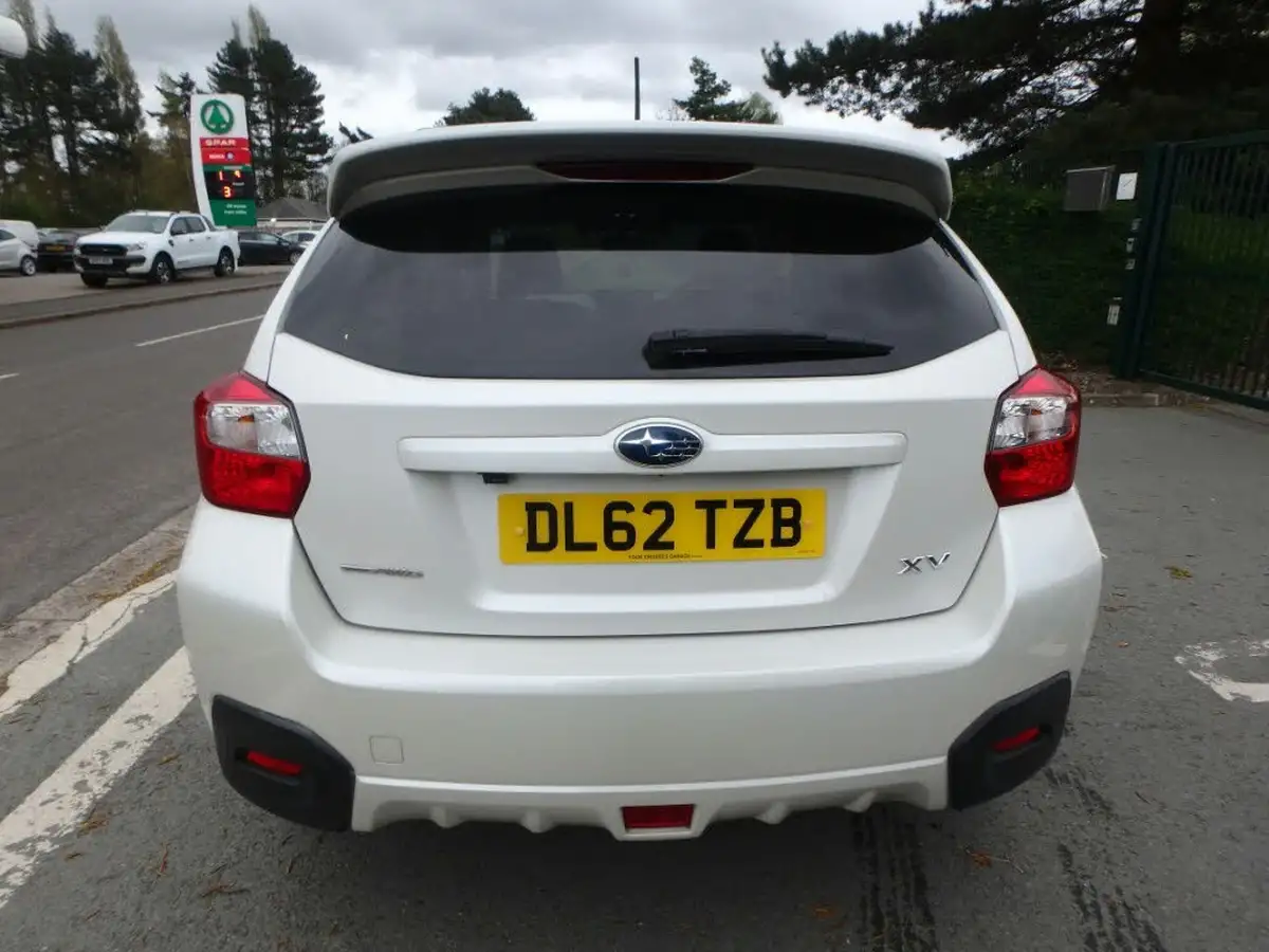 2012-subaru-xv-big-5