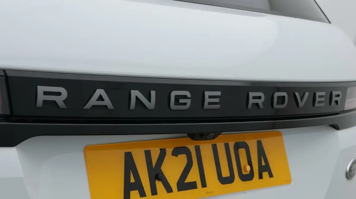 2021-land-rover-range-rover-evoque-20-d165-r-dynamic-big-21