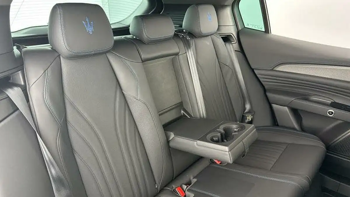 2023-maserati-grecale-20-modena-big-15