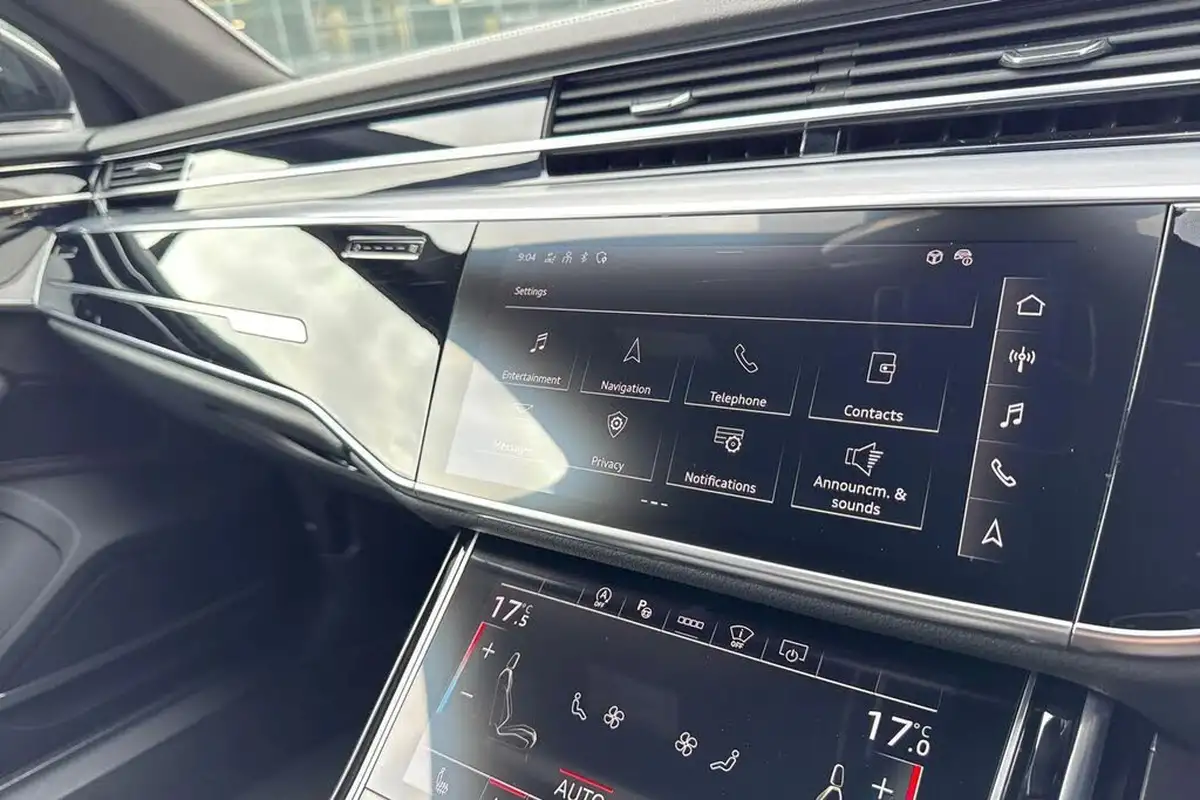 2022-audi-a8-30-50-tdi-black-edition-big-51