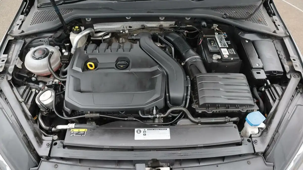 2019-volkswagen-golf-15-tsi-match-edition-130ps-hatchback-big-18