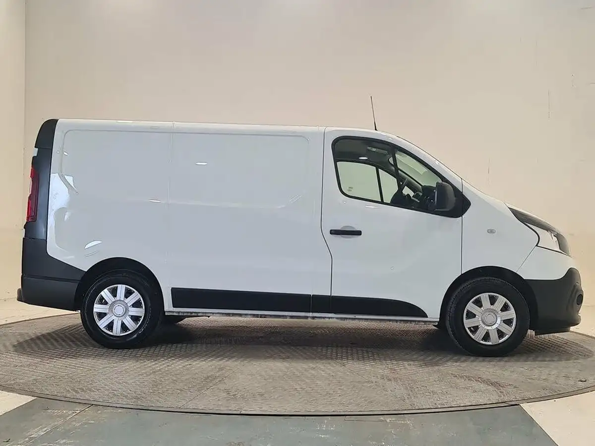 2021-renault-trafic-20dci-sl28-energy-120-business-big-16