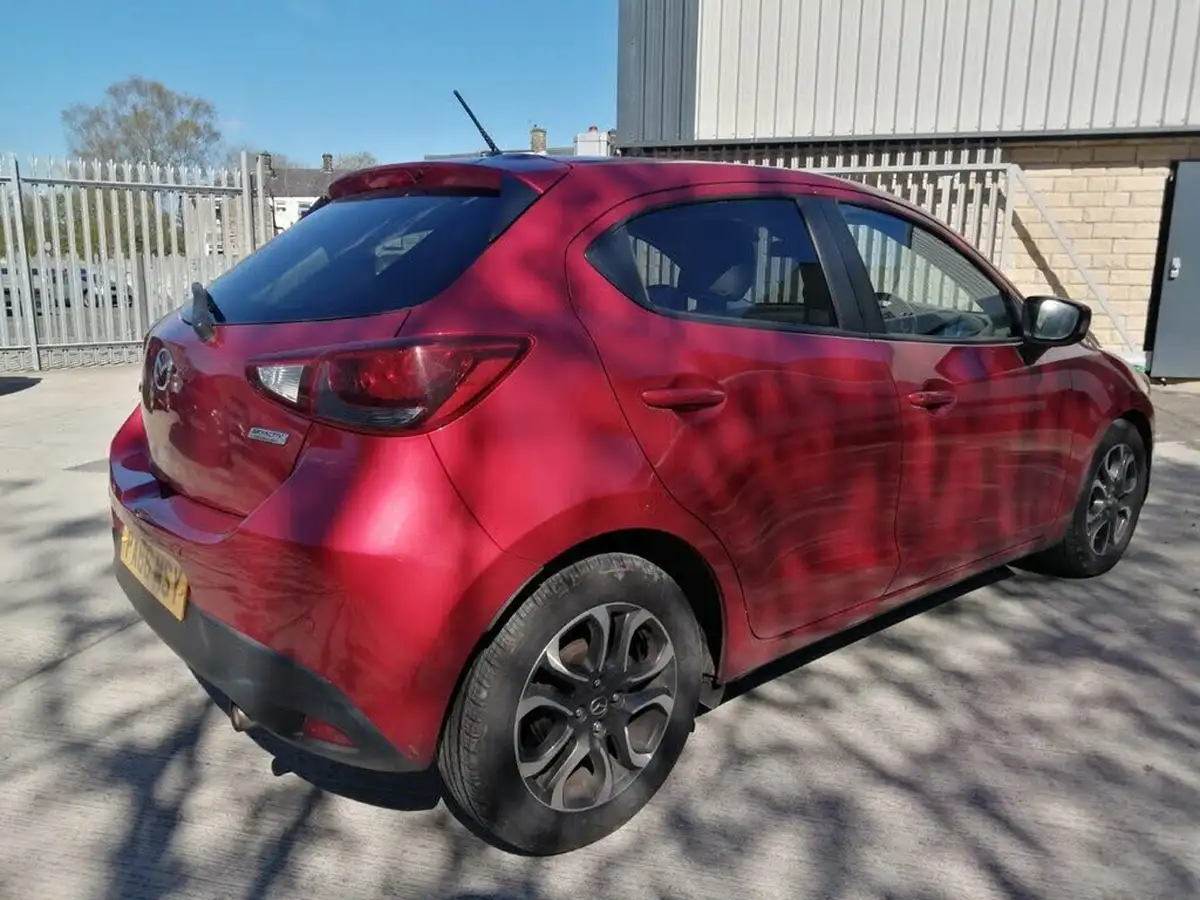 2016-mazda-mazda2-15-sport-nav-115ps-big-3