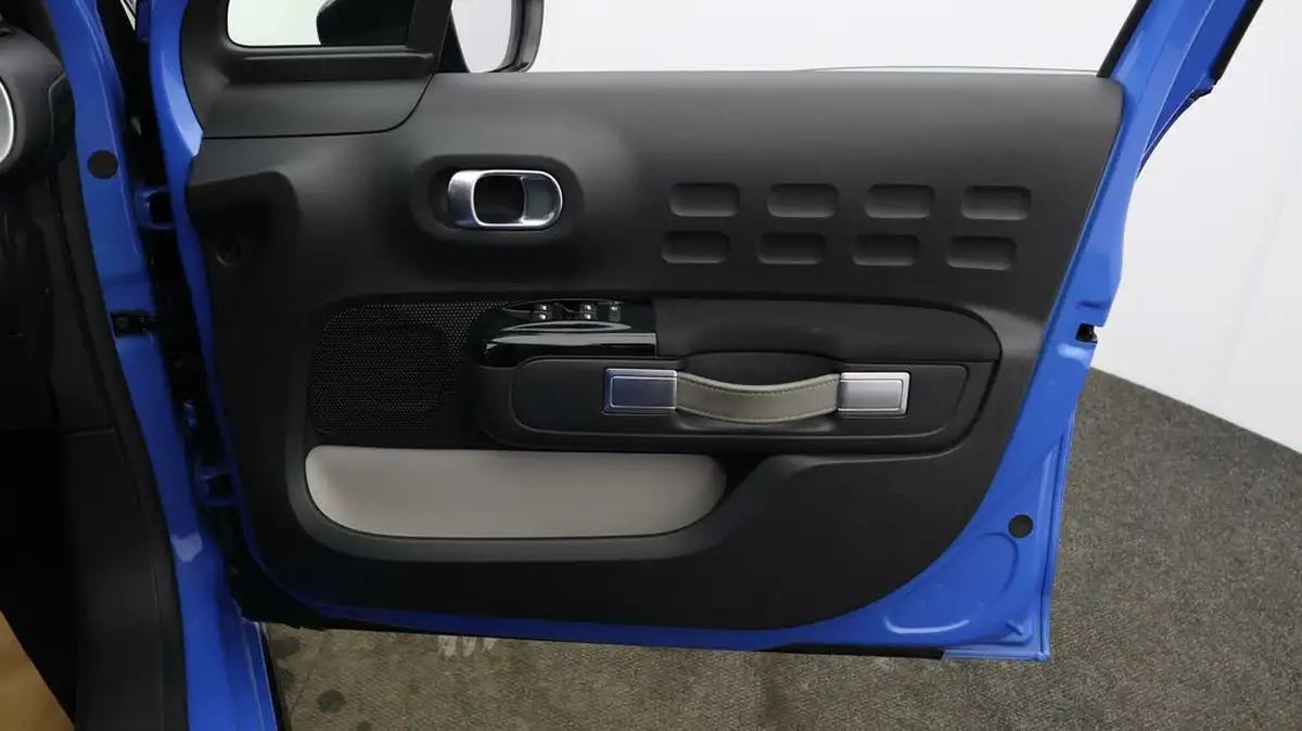 2018-citroen-c3-12-puretech-flair-82ps-big-14