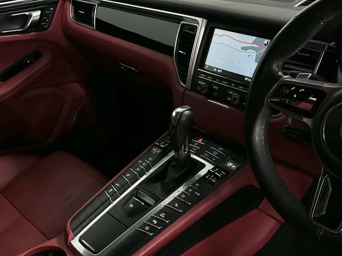 2014-porsche-macan-30td-s-big-27