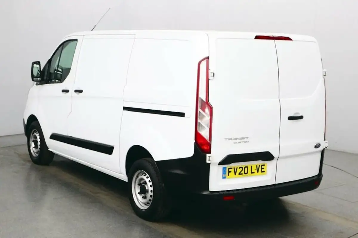 2020-ford-transit-custom-20tdci-280-l1h1-leader-105pseu6dt-panel-van-big-4
