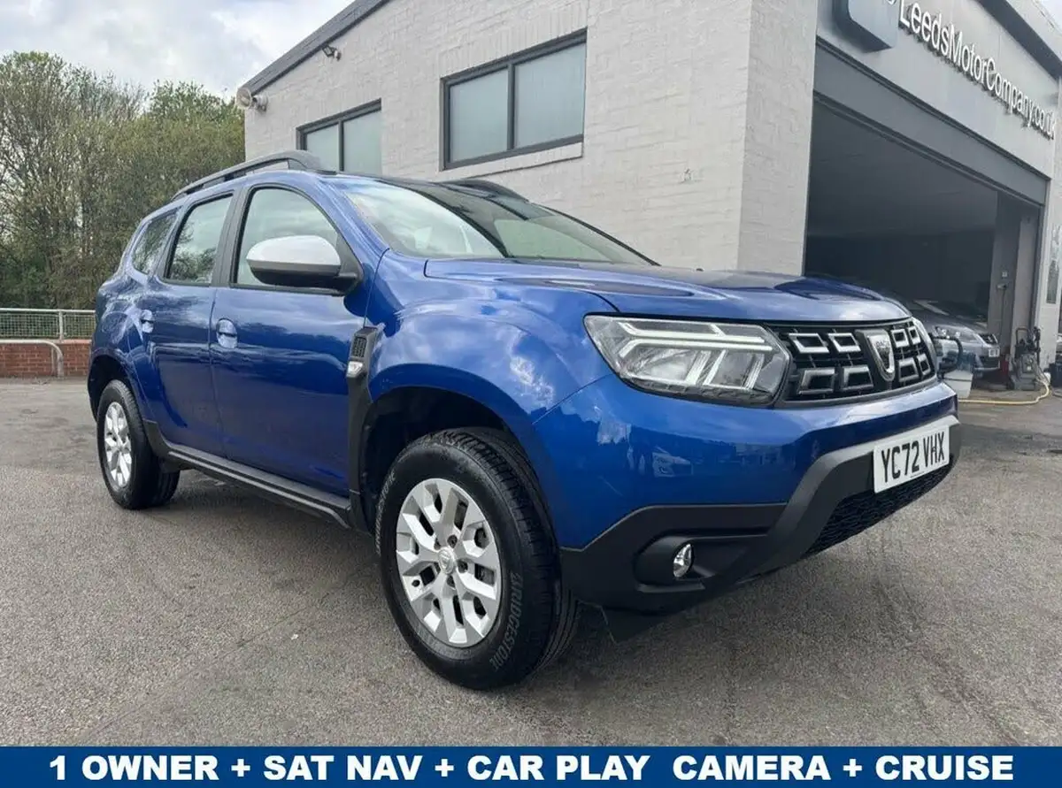 2022-dacia-duster-10-tce-comfort-90hpeu6d-4x2-window-van-big-0