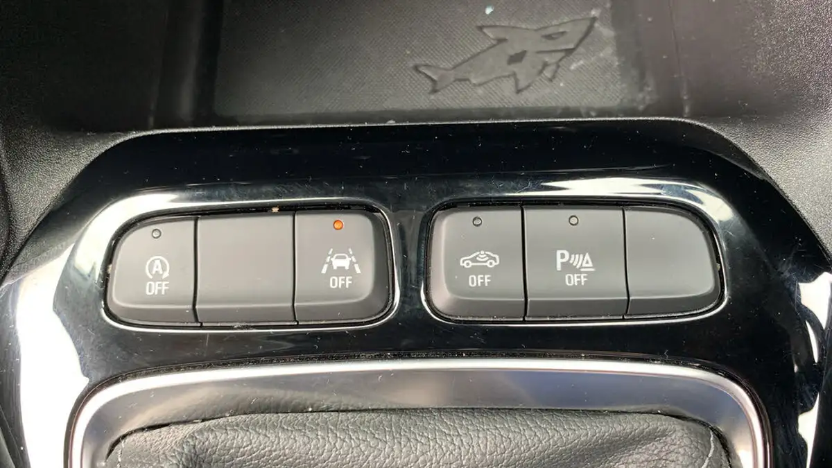 2022-vauxhall-corsa-12i-elite-edition-big-39