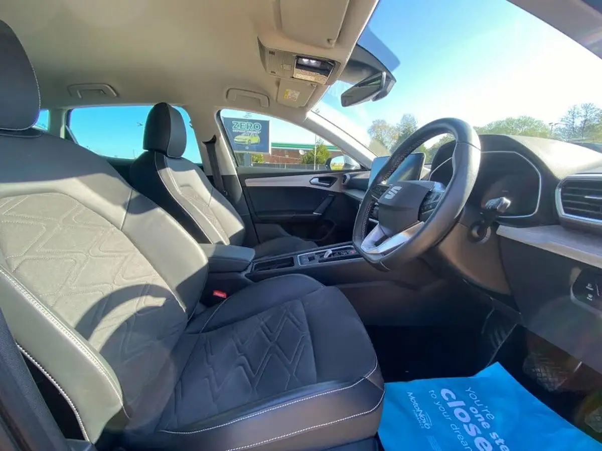 2021-seat-leon-14-e-hybrid-xcellence-hatchback-big-19