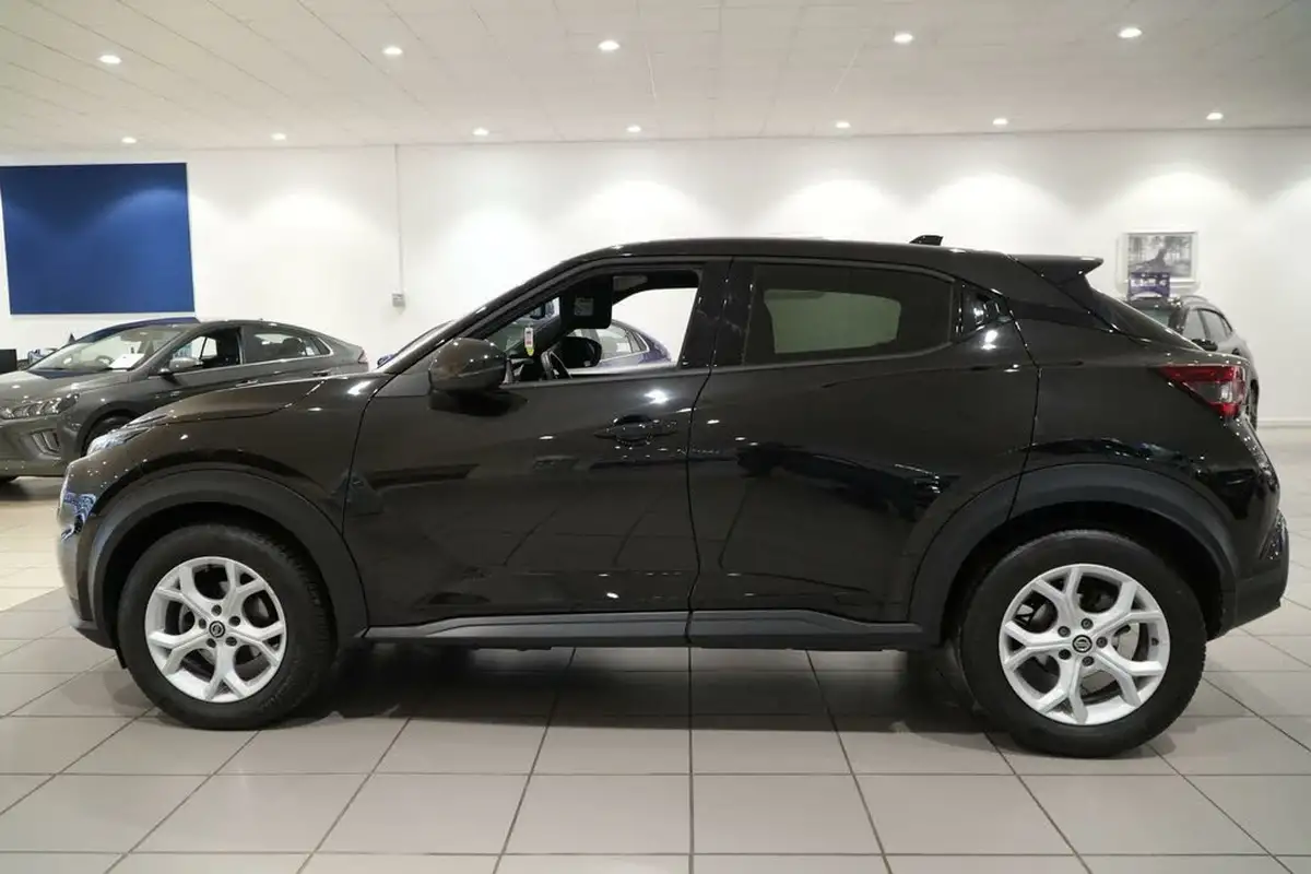 2022-nissan-juke-10-dig-t-n-connecta-big-6