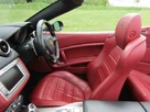 2010-ferrari-california-43-small-11