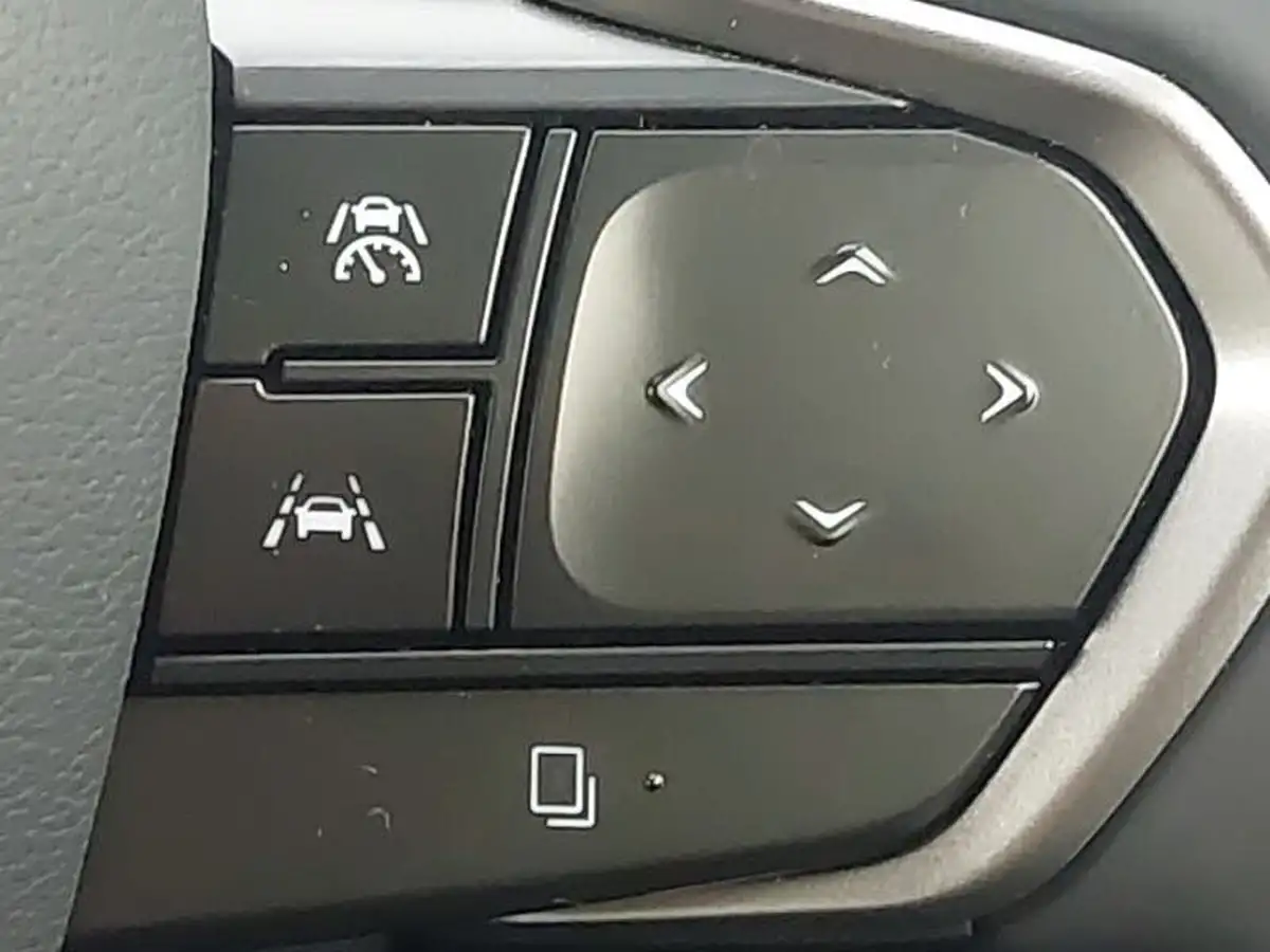 2024-lexus-lbx-15-premium-plus-big-12
